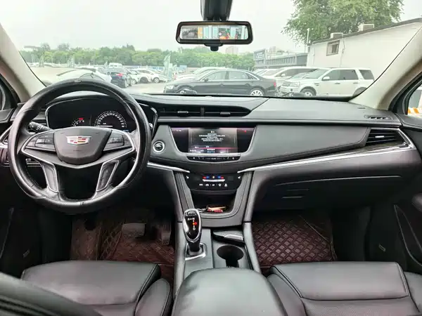Cadillac XT5 2016
