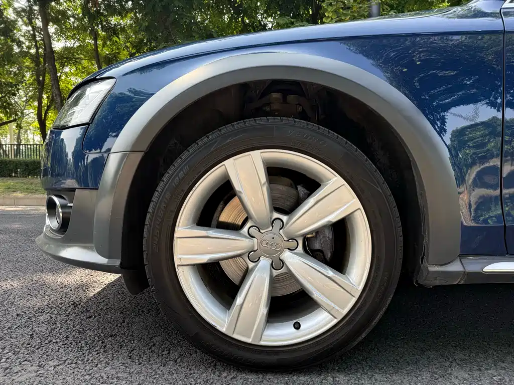 Audi A4 2016 — фото 25