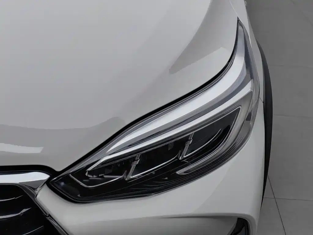 Toyota Yaris L 2022