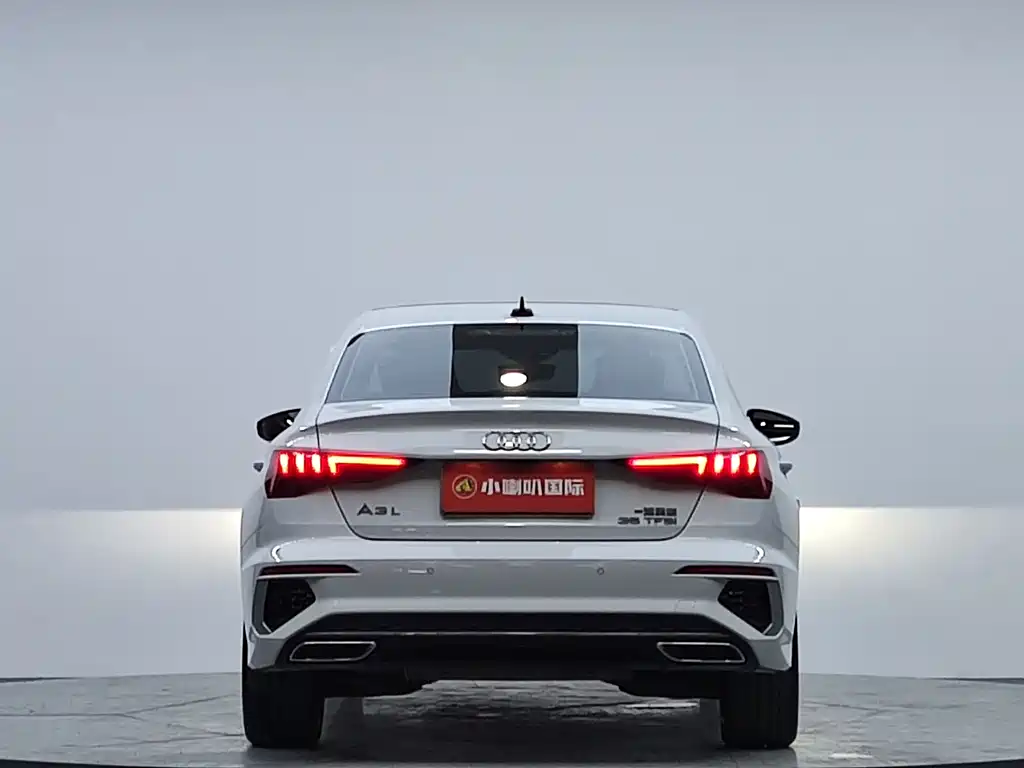 Audi A3 2023 — фото 7