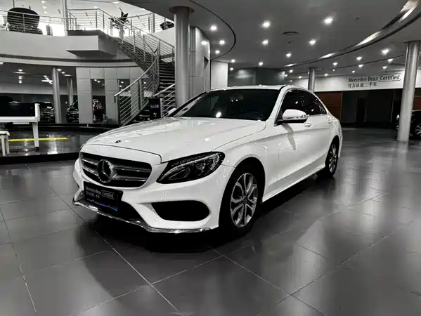 Mercedes-Benz C-Class 2018