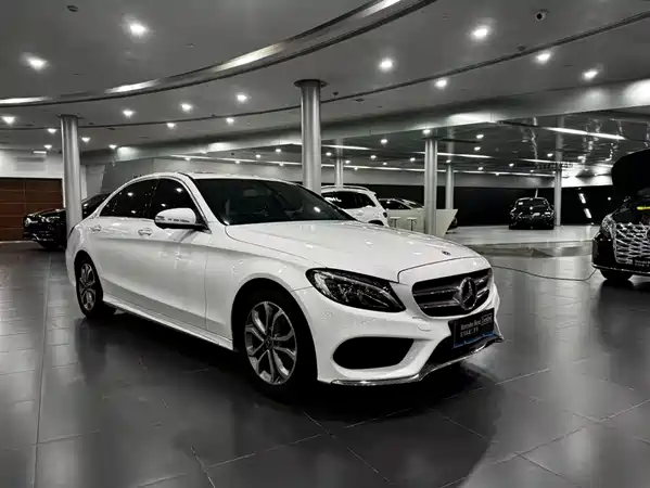 Mercedes-Benz C-Class 2018
