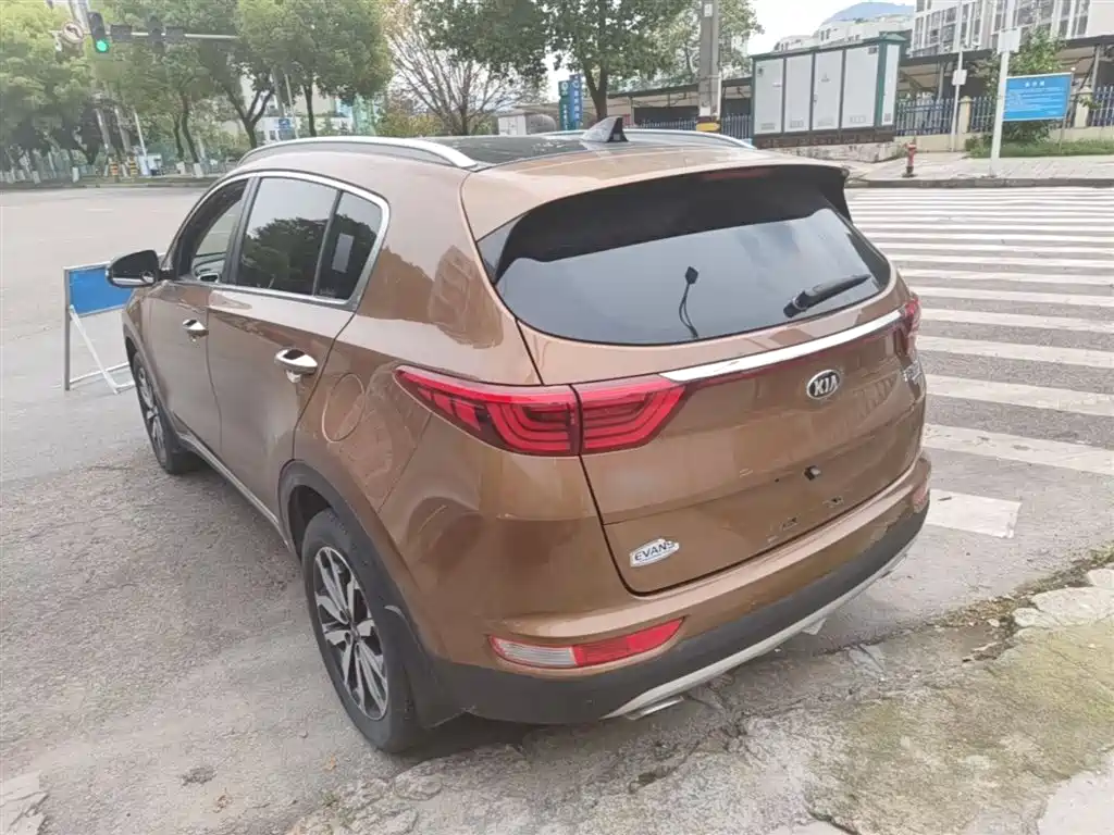 Kia KX5 2017 — фото 5