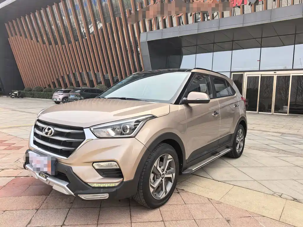 Hyundai ix25 2018 — фото 1