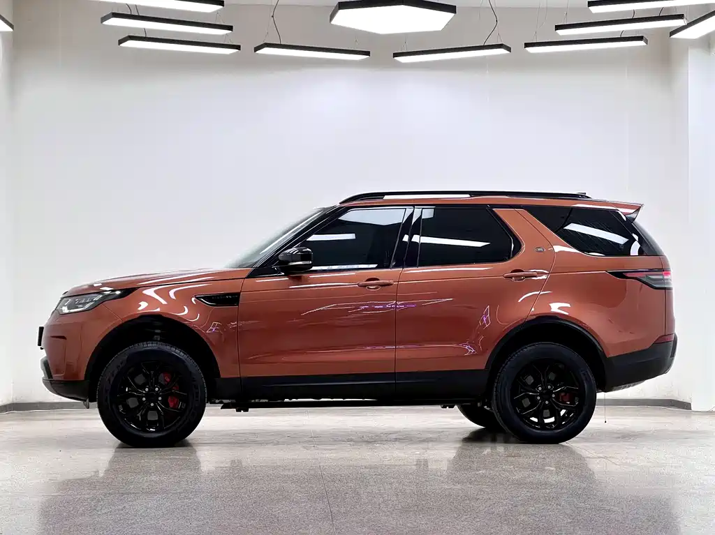 Land Rover Discovery 2018 — фото 8