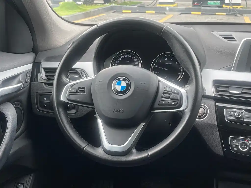 BMW X1 2019 — фото 22