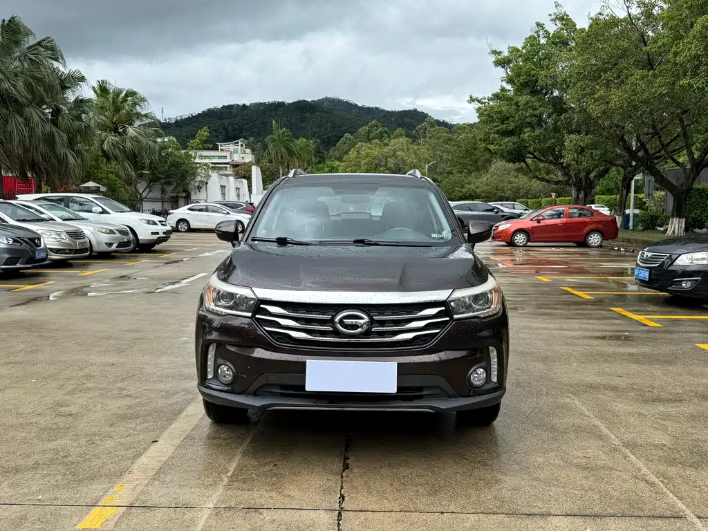 GAC Motor Trumpchi GS4 2017 — фото 2
