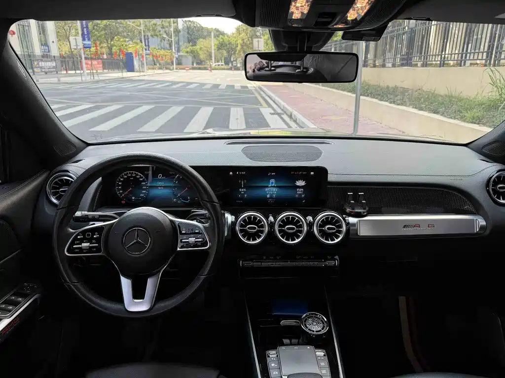 Mercedes-Benz GLB 2021 — фото 13
