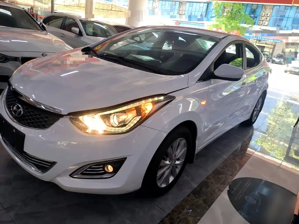 Hyundai Elantra Langdong 2018 — фото 2