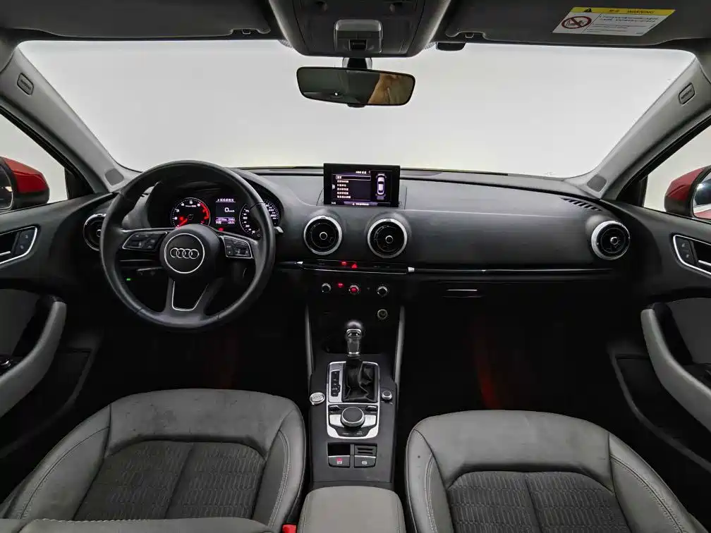Audi A3 2020 — фото 23