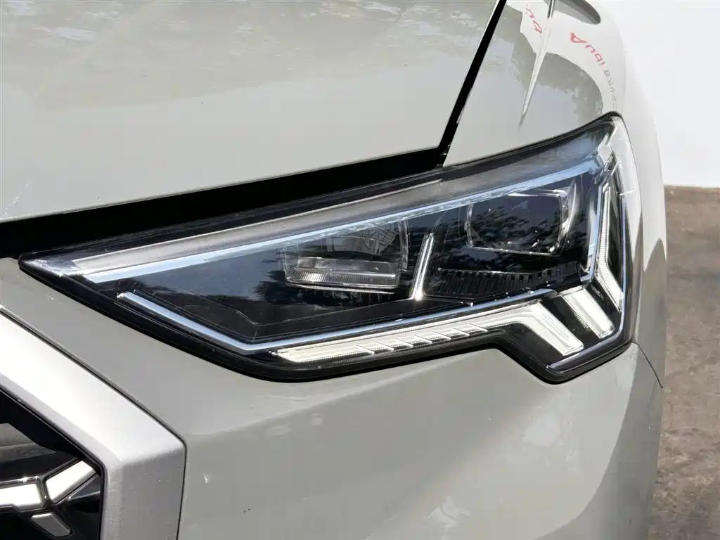 Audi Q3 2024 — фото 18