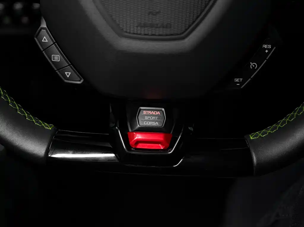 Lamborghini Huracan 2021 — фото 20