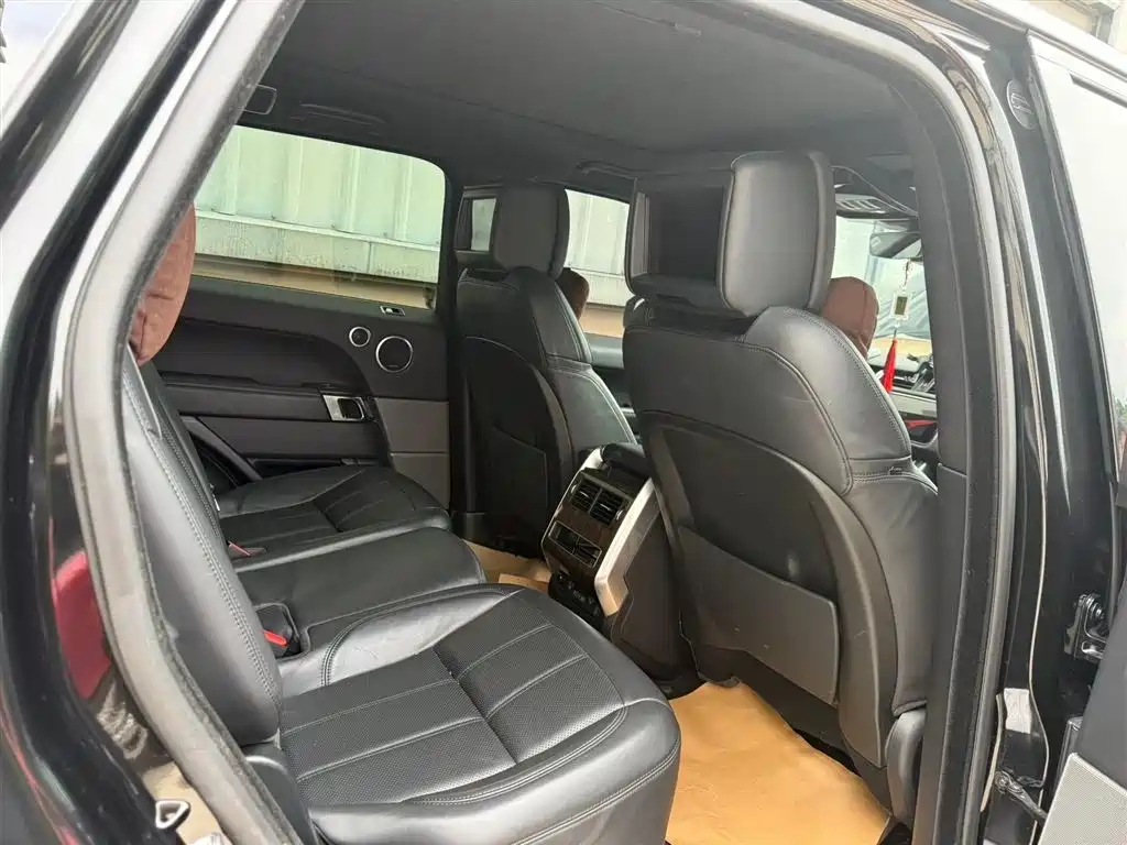 Land Rover Sport PHEV 2019 — фото 10