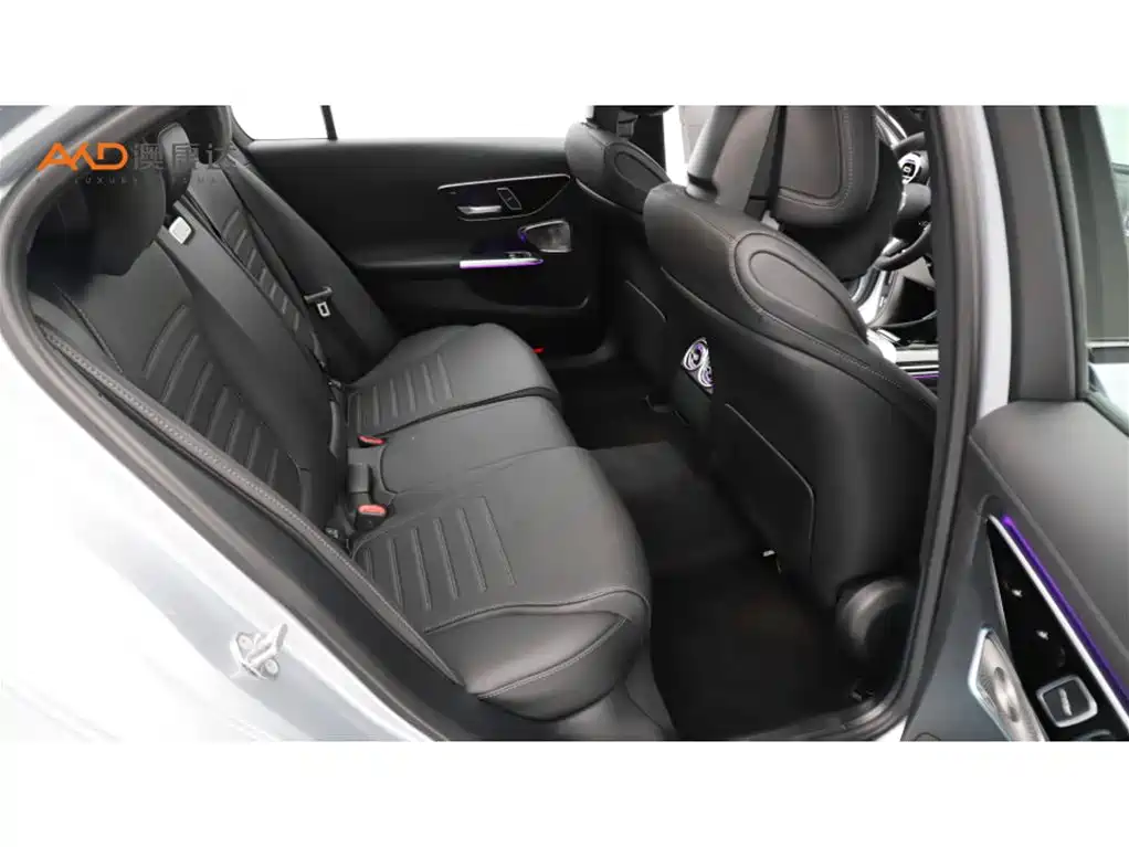 Mercedes-Benz C-Class 2023 — фото 8