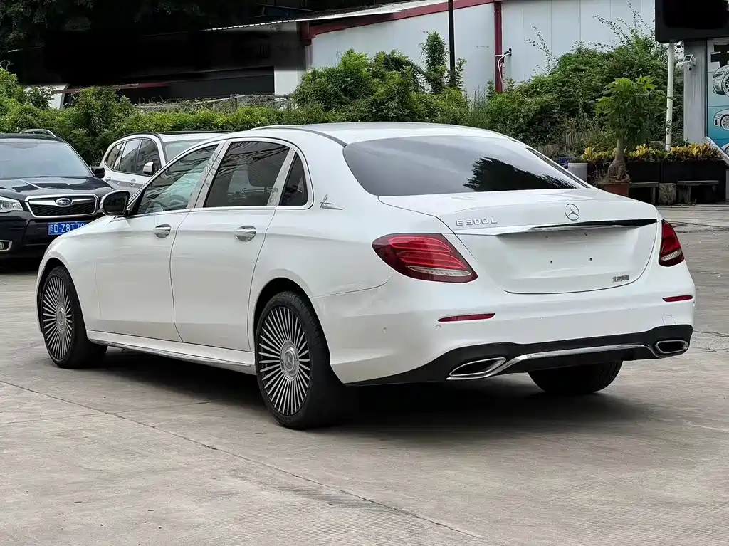 Mercedes-Benz E-Class 2017