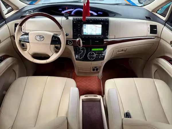 Toyota Previa 2013