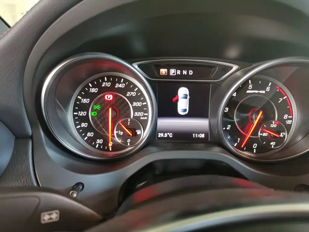 Mercedes-Benz CLA AMG 2019 — фото 12
