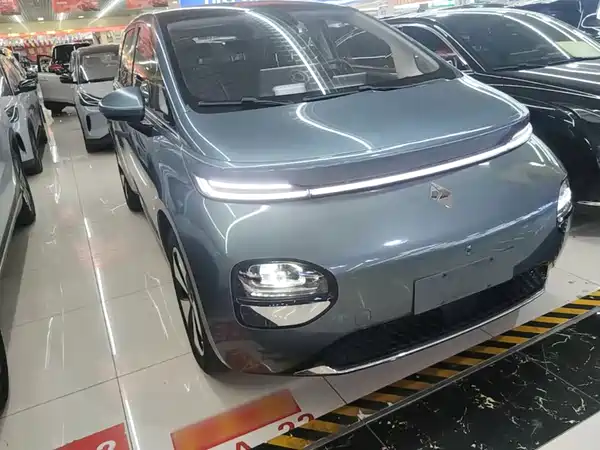Baojun Yunduo 2023