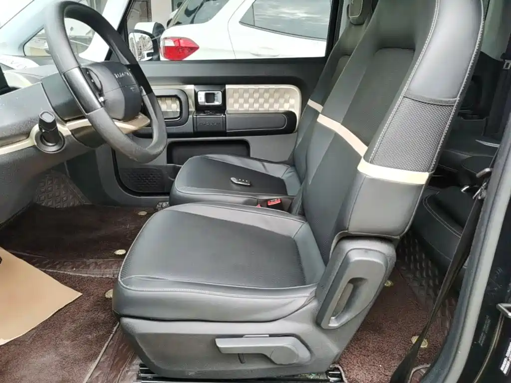 Baojun Kiwi EV 2022 — фото 15