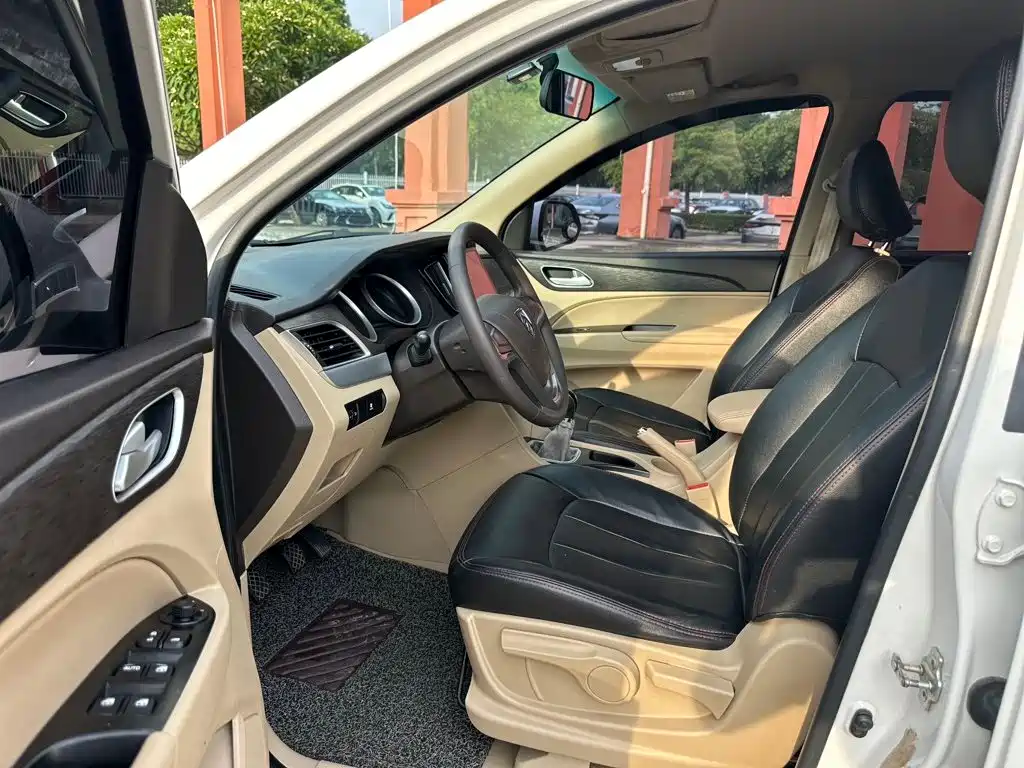 Baojun 730 2016