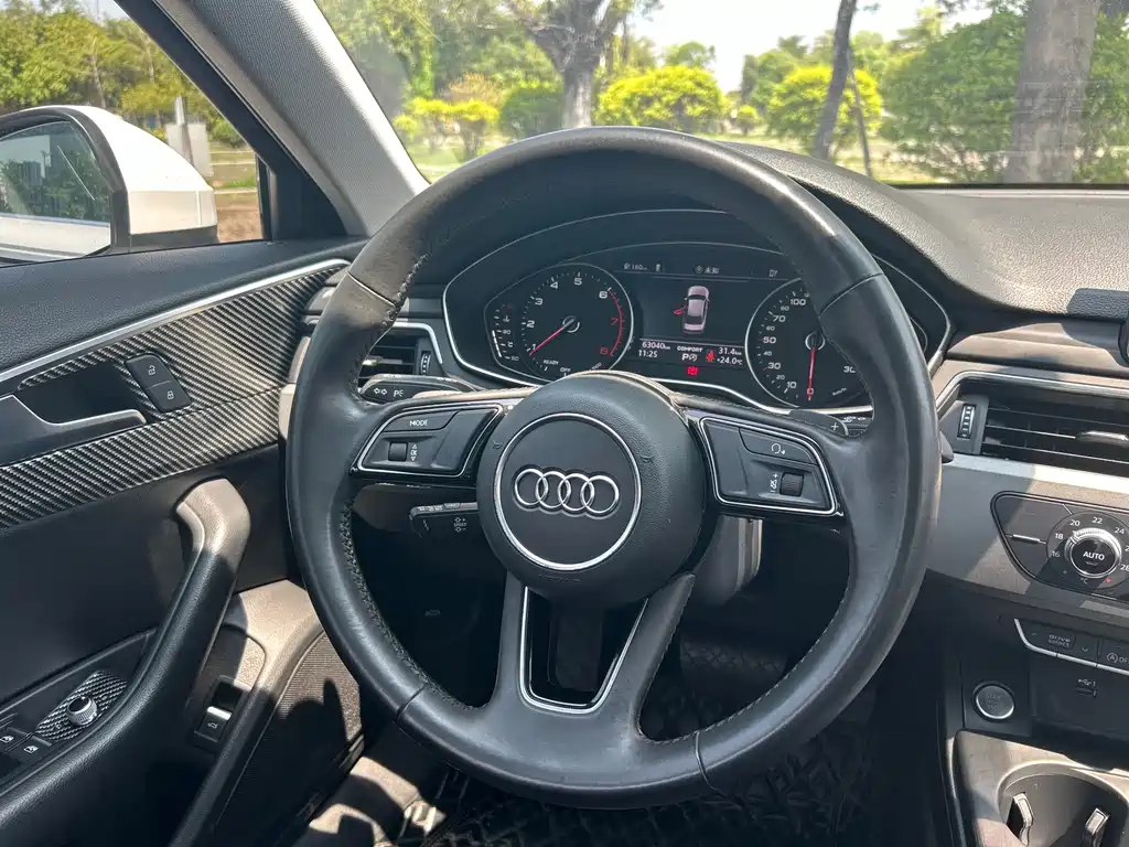 Audi A4L 2020 — фото 23
