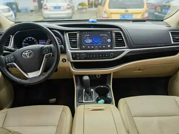 Toyota Highlander 2018