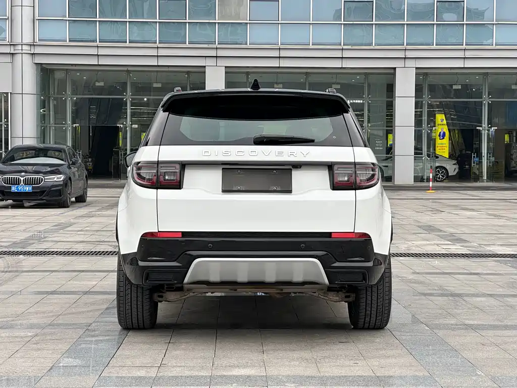 Land Rover Discovery Sport 2024 — фото 6