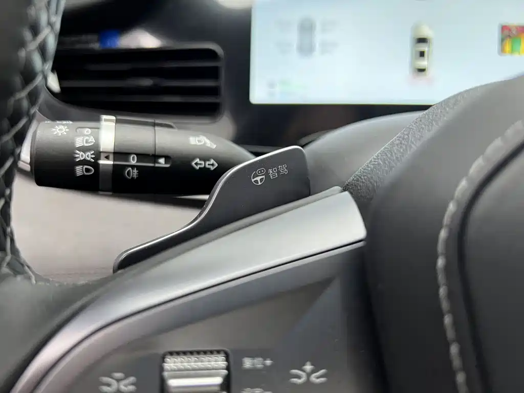 BYD Seal 07 DM-i 2025 — фото 9