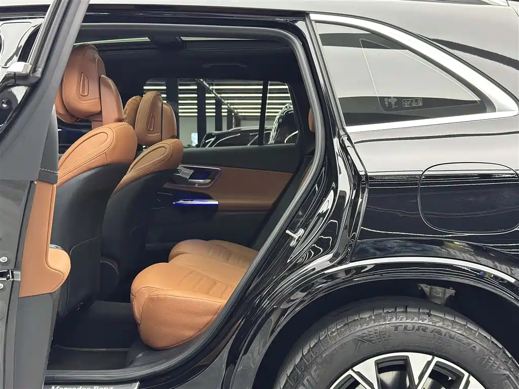 Mercedes-Benz GLC EV 2025 — фото 7