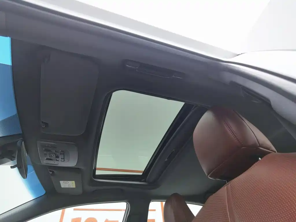Toyota Avalon 2023 — фото 14