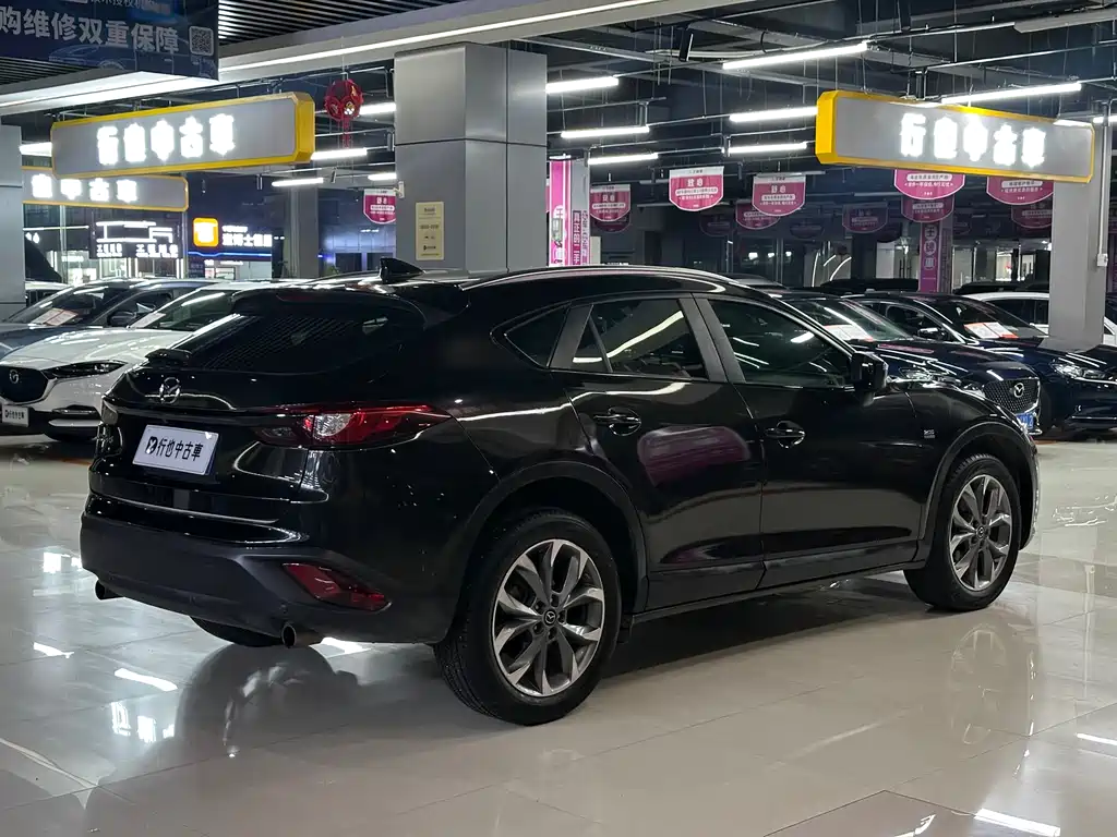 Mazda CX-4 2017 — фото 6
