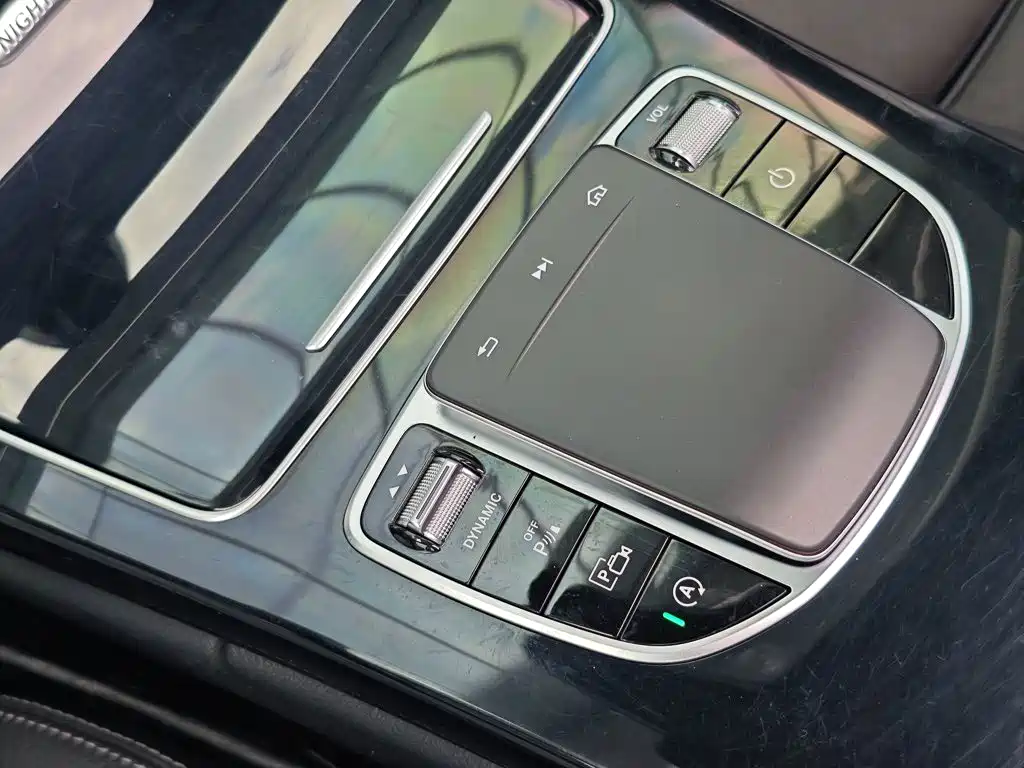 Mercedes-Benz C-Class 2020 — фото 2