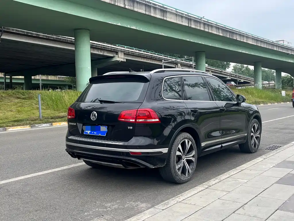 Volkswagen Touareg 2018 — фото 7