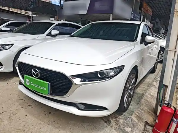 Mazda 3 Axela 2021