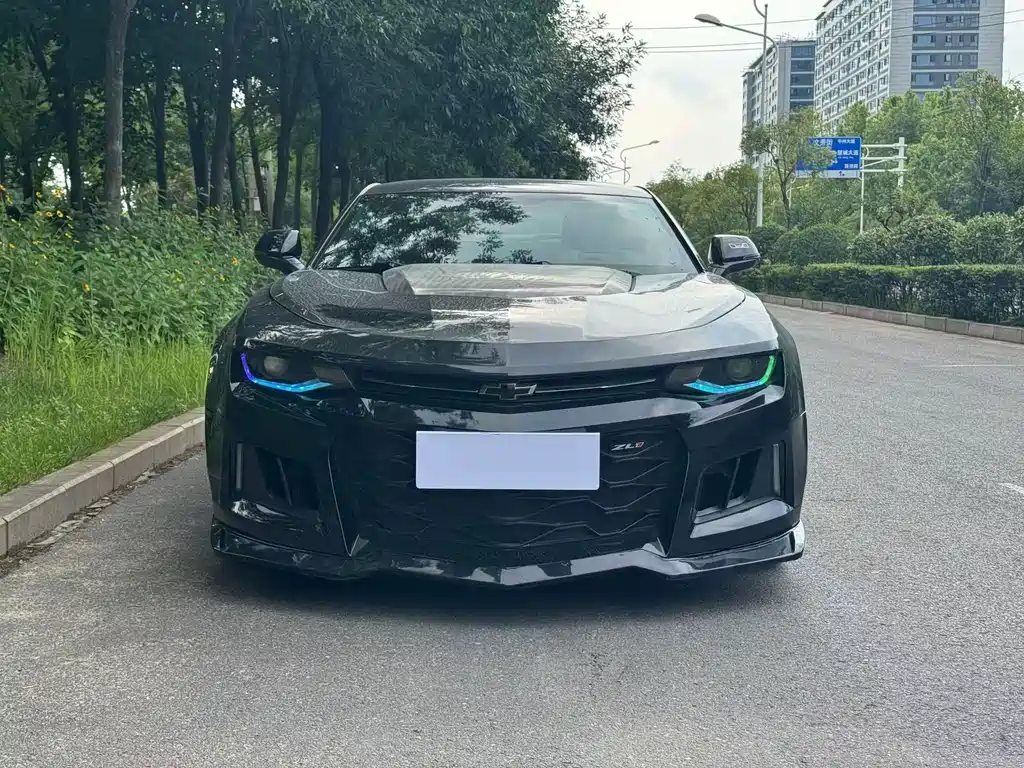 Chevrolet Camaro 2018 — фото 2
