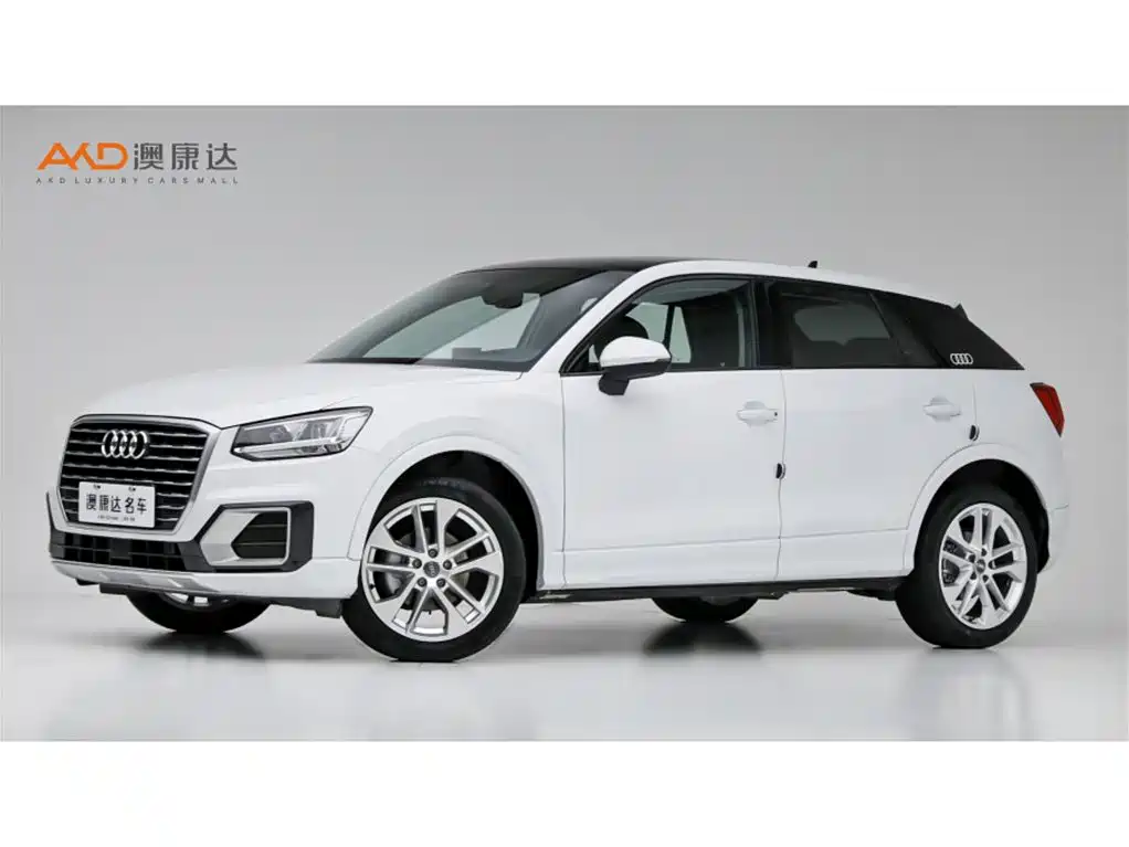 Audi Q2L 2019