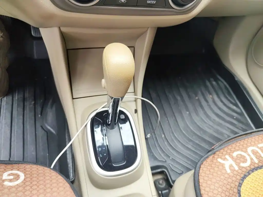 Nissan Sylphy 2018 — фото 11