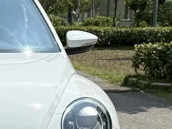 Volkswagen Beetle 2014