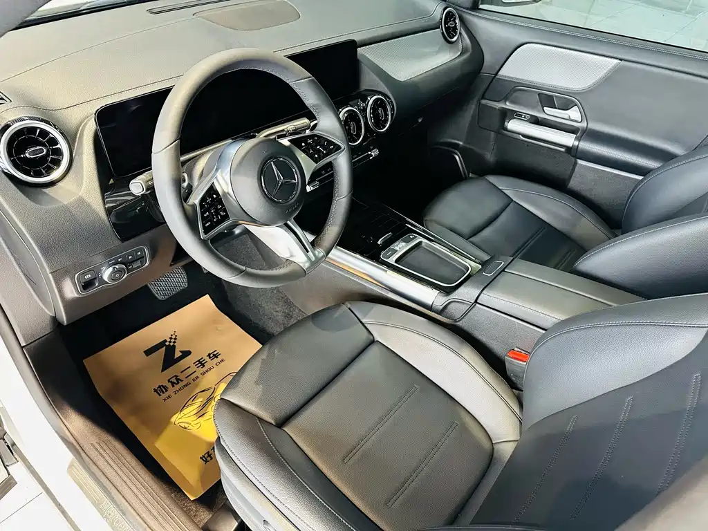 Mercedes-Benz GLA 2024 — фото 16