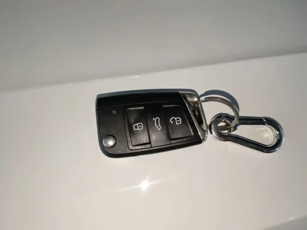 Volkswagen Tiguan L 2018 — фото 9