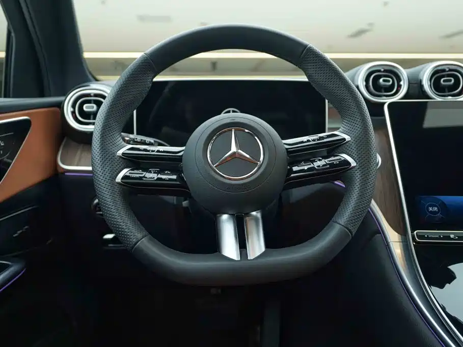 Mercedes-Benz GLC 2025 — фото 17