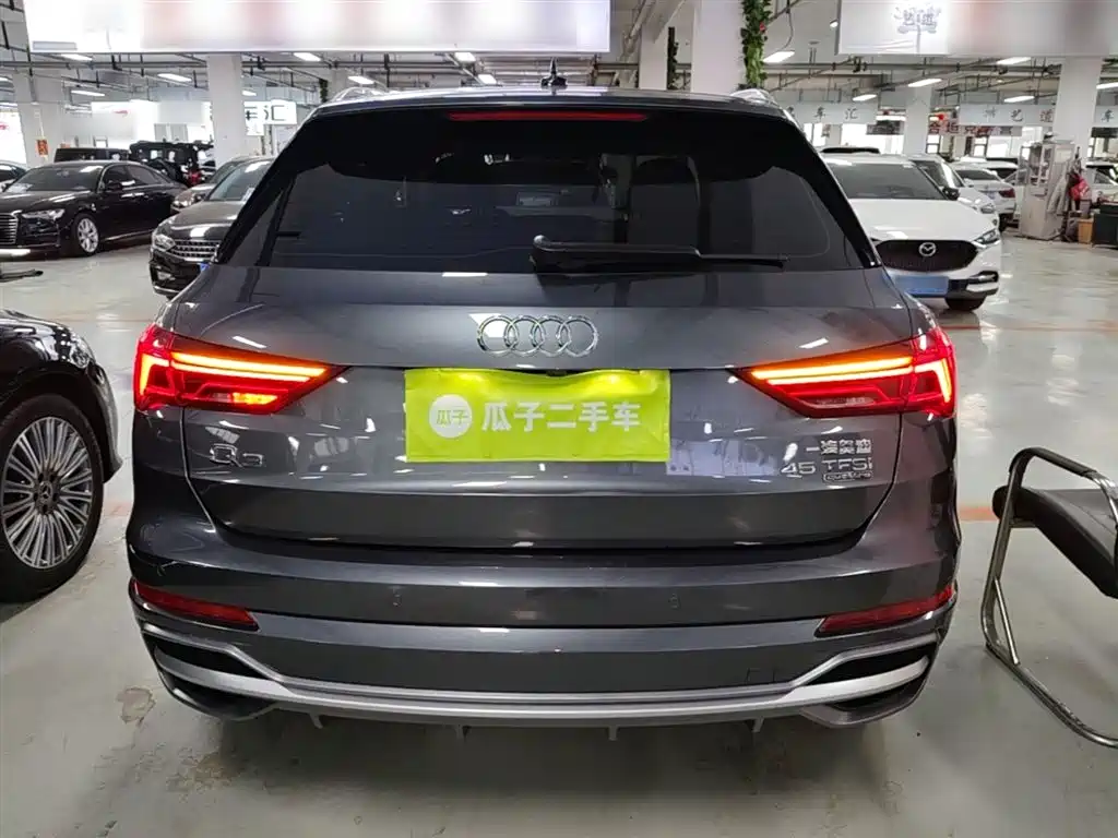 Audi Q3 2020 — фото 6