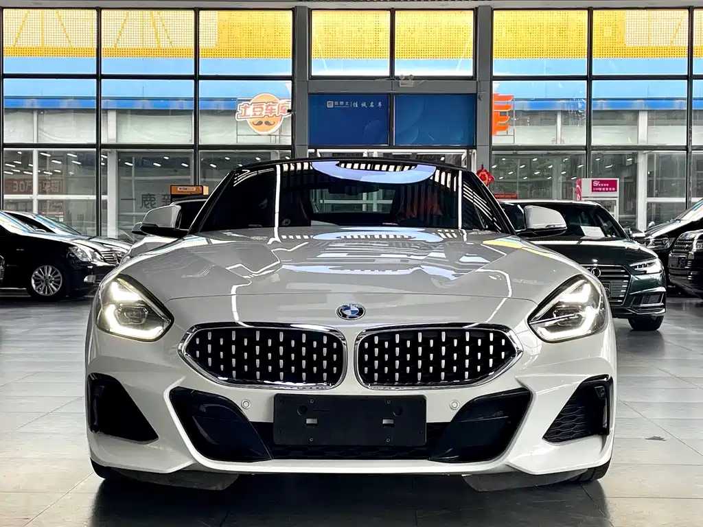 BMW Z4 2019 — фото 2