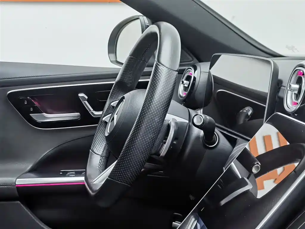 Mercedes-Benz C-Class 2022 — фото 22