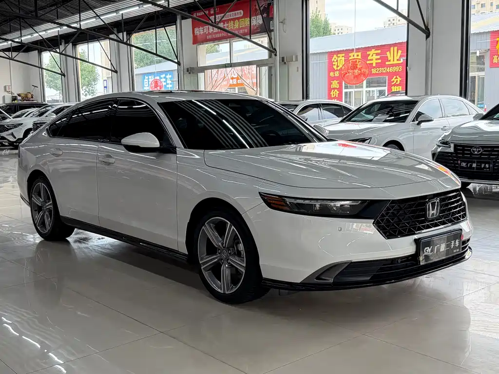 Honda Accord 2023 — фото 3