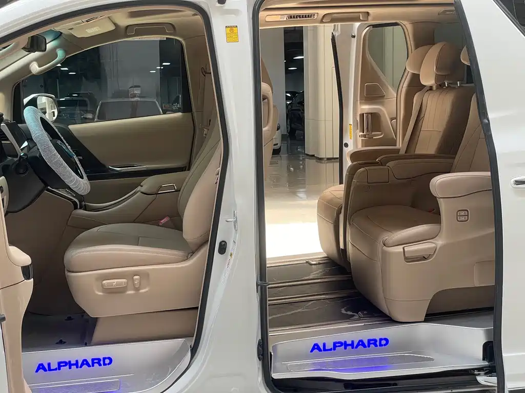 Toyota Alphard 2013 — фото 13