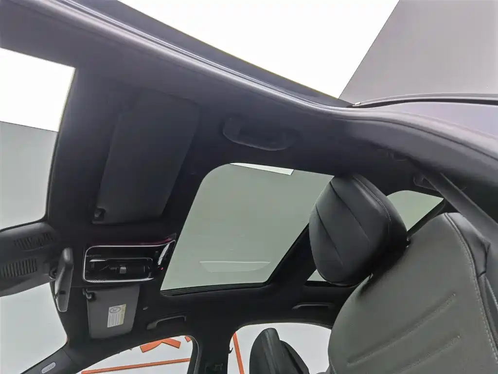 Mercedes-Benz C-Class 2022 — фото 14