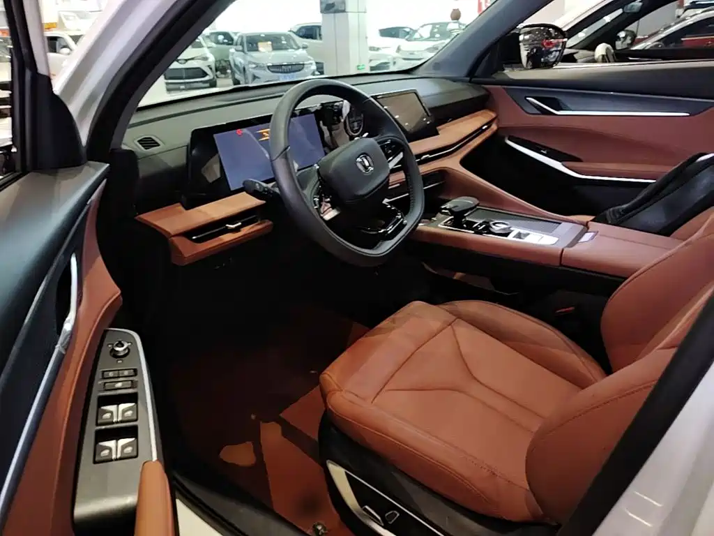 Changan CS75PLUS 2025 — фото 16