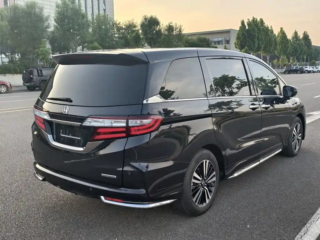 Honda Odyssey 2019 — фото 8