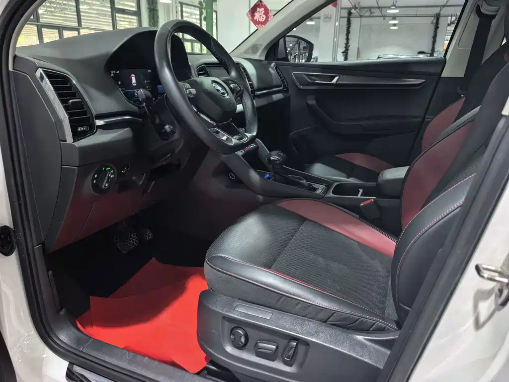 Skoda Karoq 2022 — фото 13